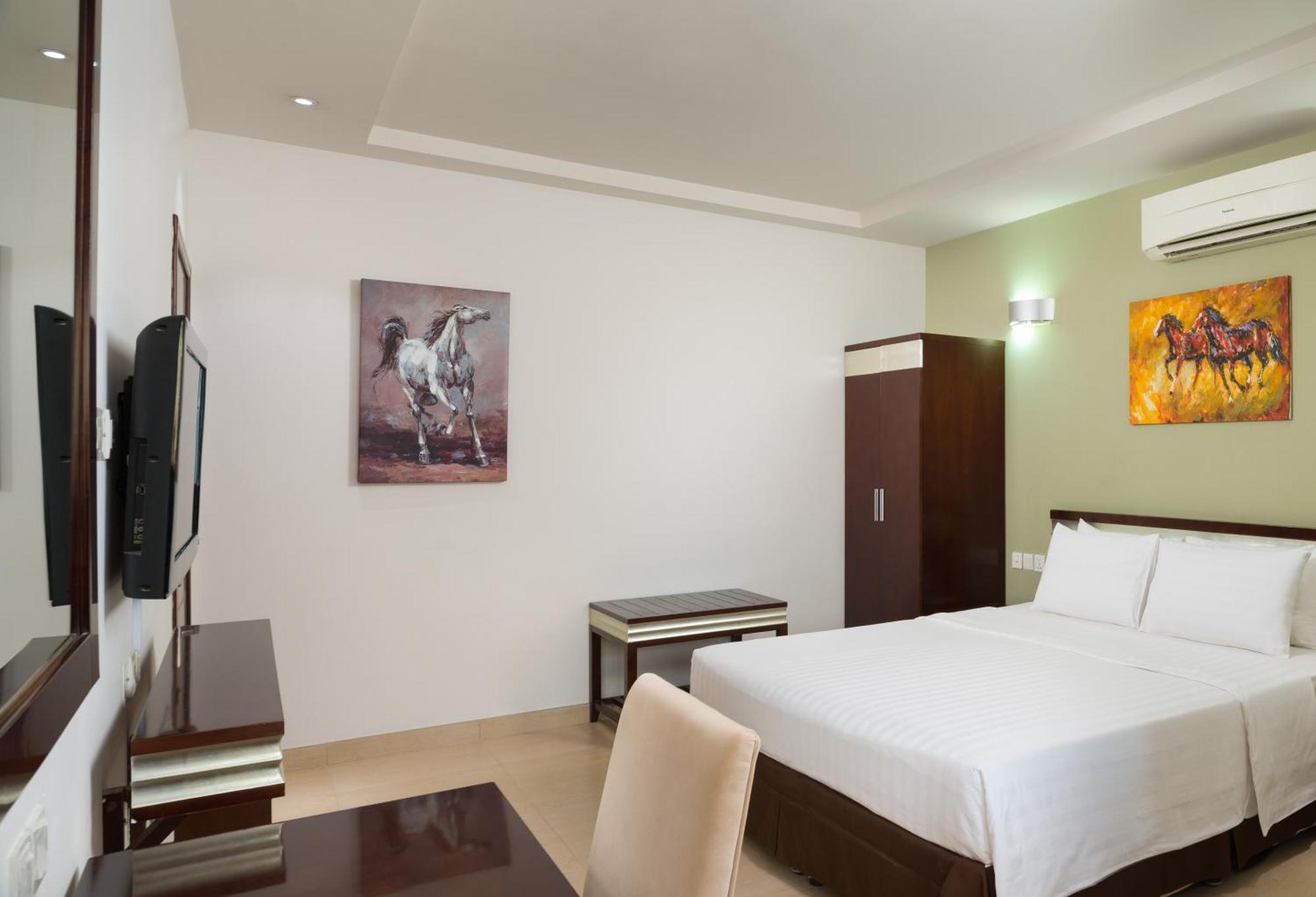 Centara Life Muscat Dunes Hotel Exterior foto
