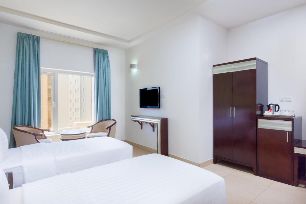 Centara Life Muscat Dunes Hotel Exterior foto