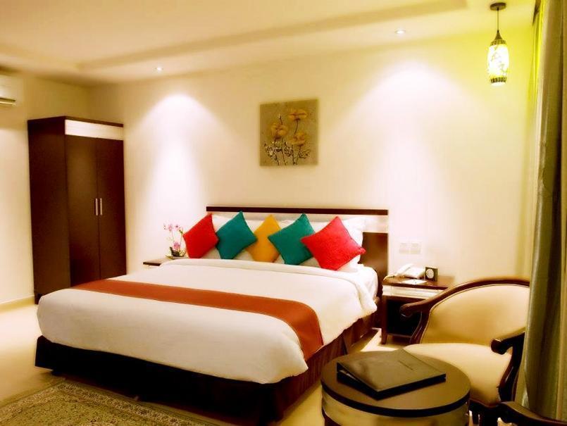 Centara Life Muscat Dunes Hotel Exterior foto